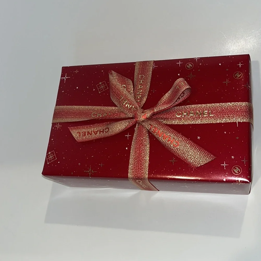 NEW CHANEL Holiday 2022 Gift Set Go to Extremes Mascara Set & Bag SOLD OUT! - Picture 7 of 9